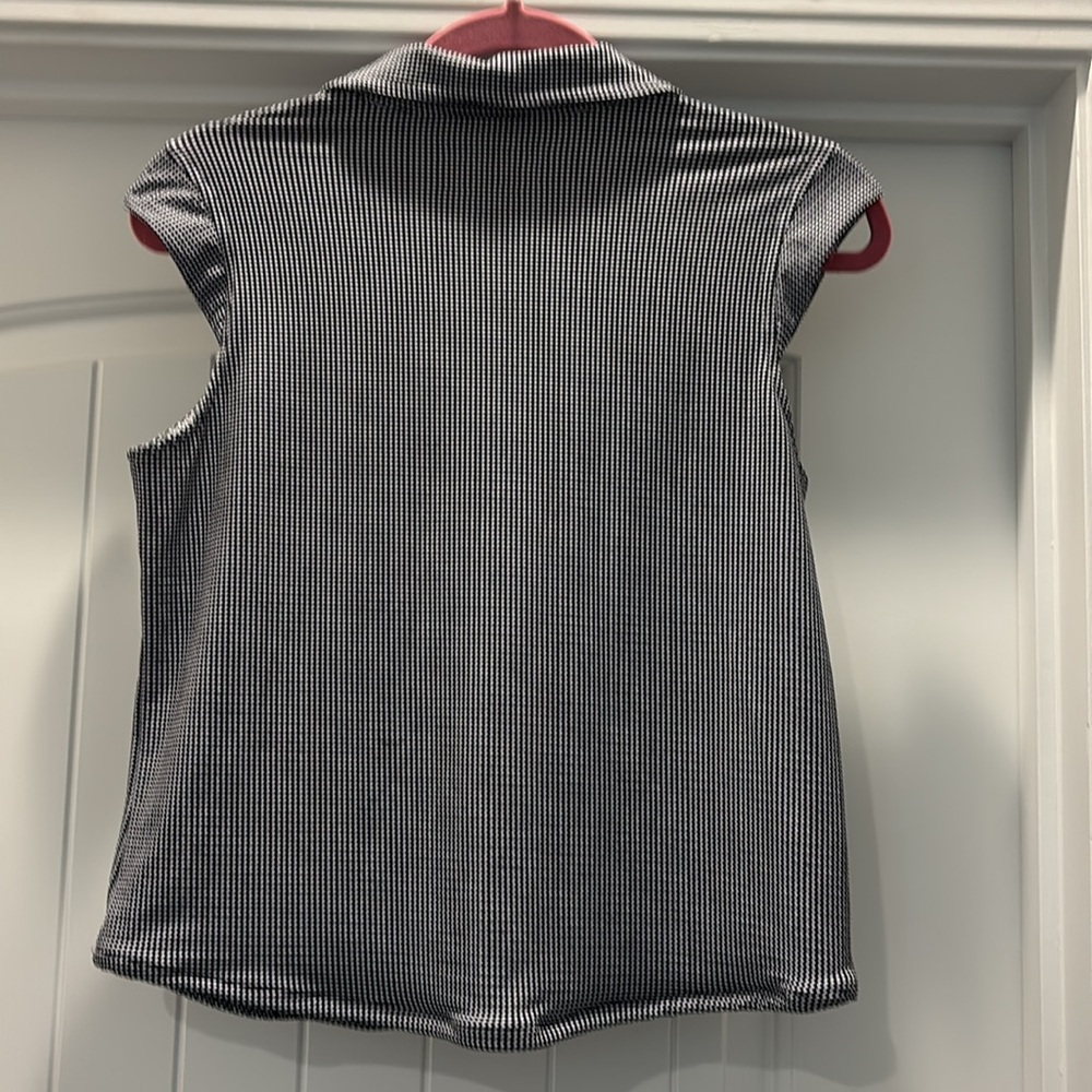IBKUL Size Medium Black and White Check
Pattern Sleeveless Polo Shirt UPF 50+ - Picture 5 of 7